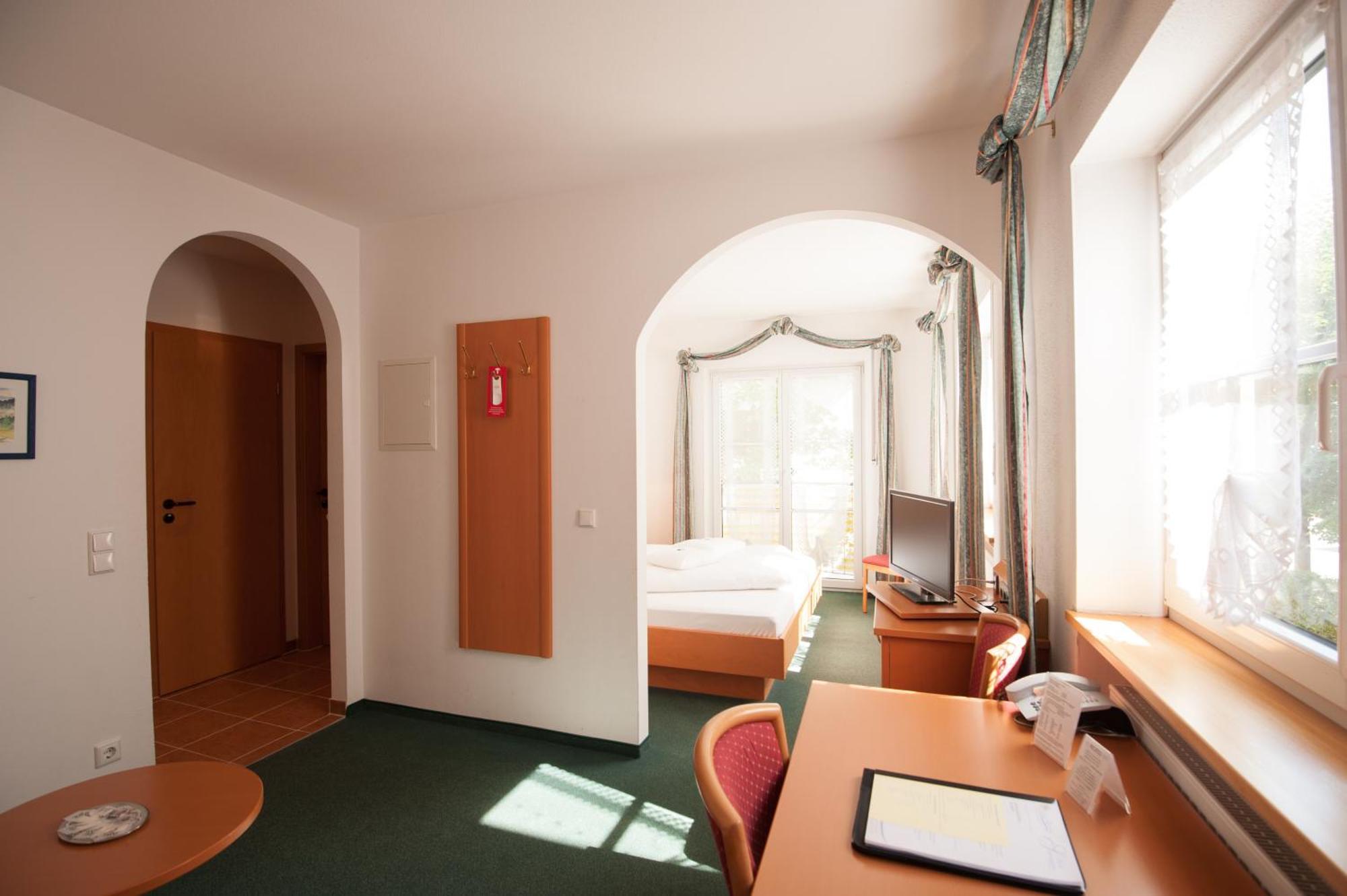 Hotel Schwaiger جلُن المظهر الخارجي الصورة